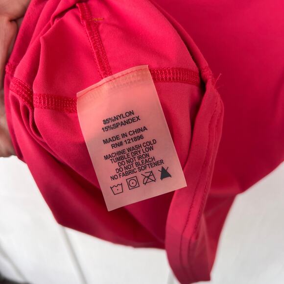 Title Nine Athletic Tee Shirt Pink Nylon Stretch Short Sleeve Pocket Small - Picture 6 of 6